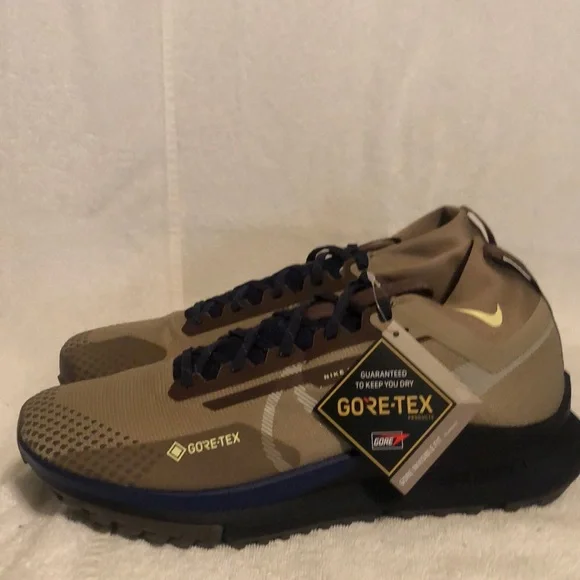 Nike | Shoes | Nike React Pegtrail 4 Gtx Su Gold Color Size  display picture 1